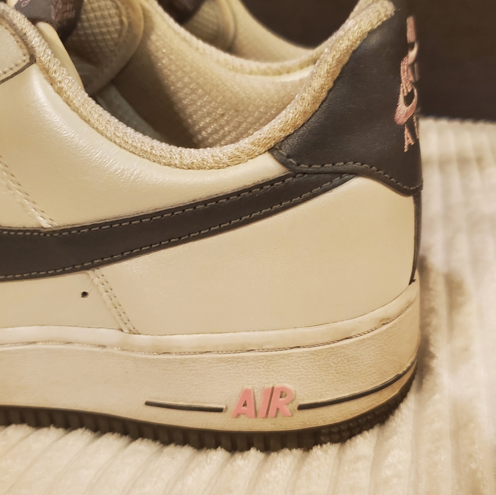 Nike Women's Air Force 1 - White/Metallic Pewter-Perfect Pink - Picture 9 of 16